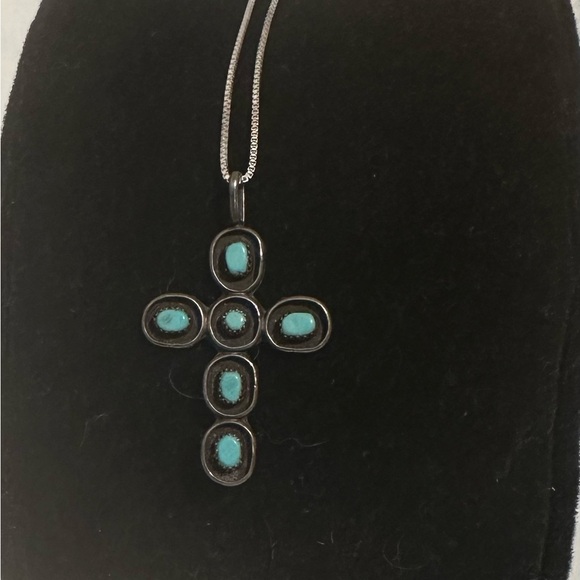 Turquoise cross, and chain - Picture 5 of 7